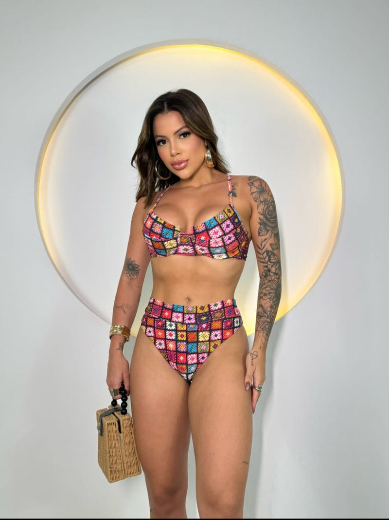 Biquíni Show - Meia Taça Hot Pants